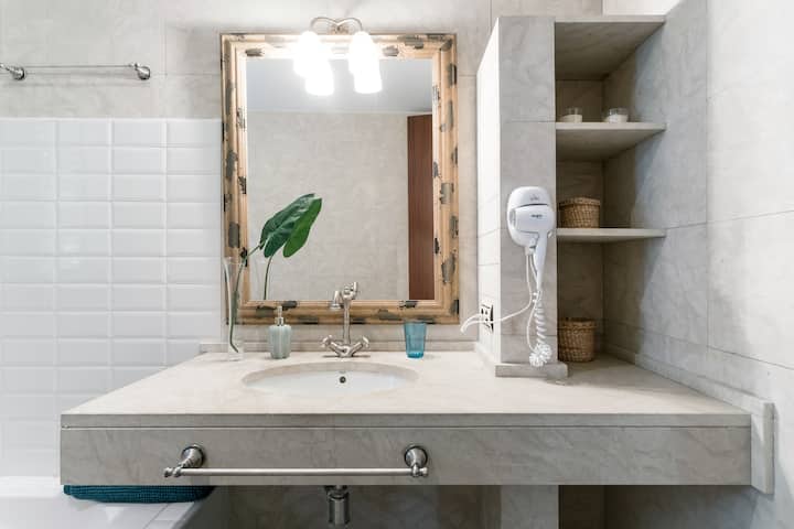 04629472-fc49-45a9-bfdc-814e912f0154