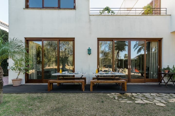 0e39e4c2-e1bb-41a5-882a-79d1bb889a54