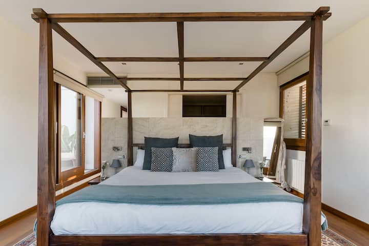 70919aed-3889-48b4-827a-76b098ad35c7