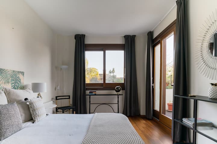 816733b9-bccd-4f06-9816-65fc33b29e96