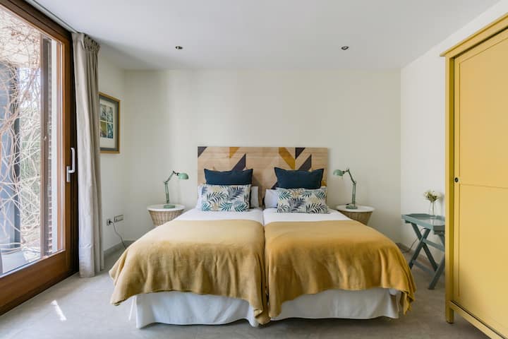 f48c3a00-d843-4e4c-a4ca-f8bf77cee54e